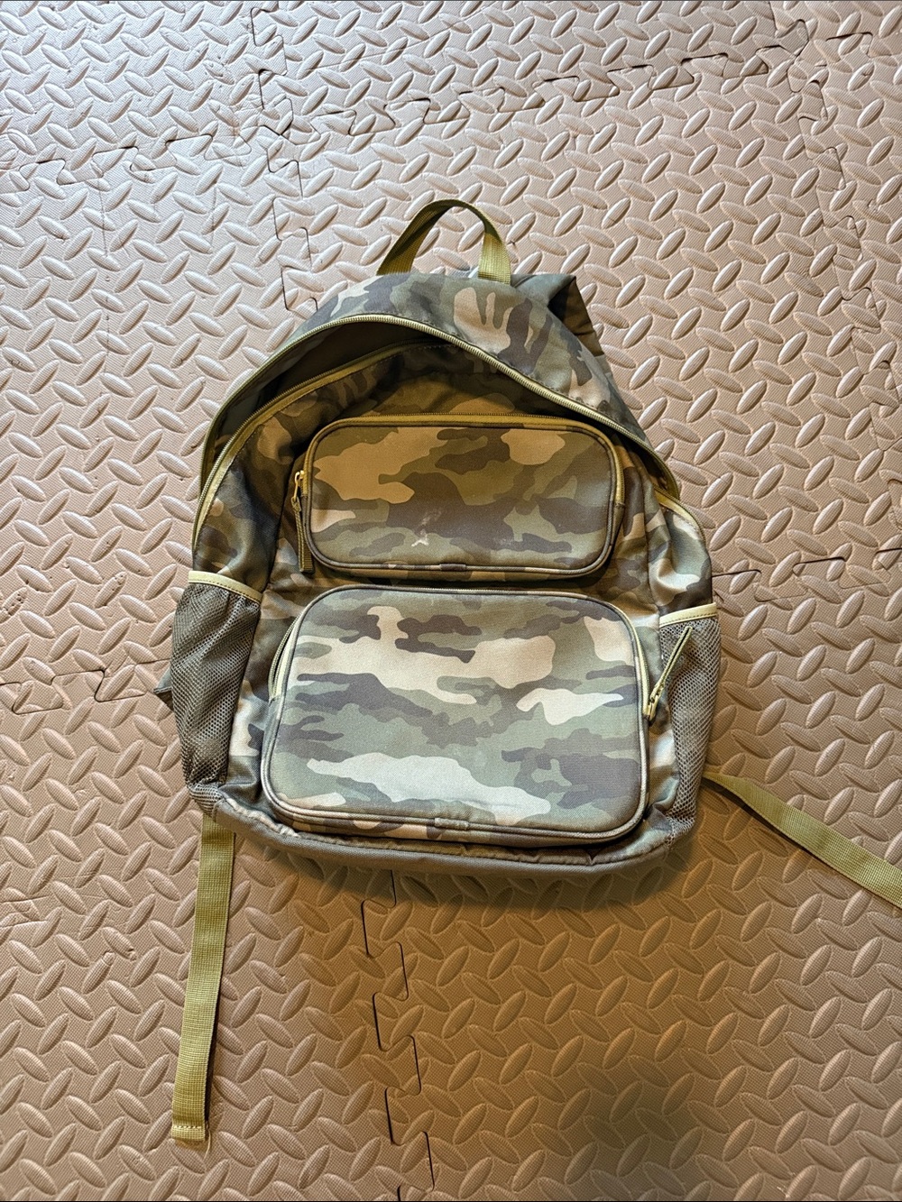 Cat & Jack Camo Backpack - Olive Green & Tan